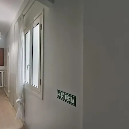 S Peter Ristrutturato In Centro * Ρώμη