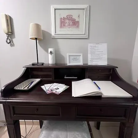 S Peter Ristrutturato In Centro Apartment